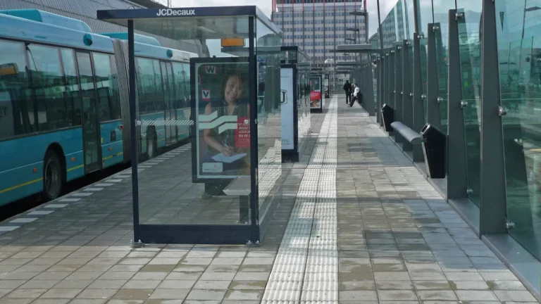 Daugavpilī uzstādīs 57 modernas sabiedriskā transporta pieturvietas