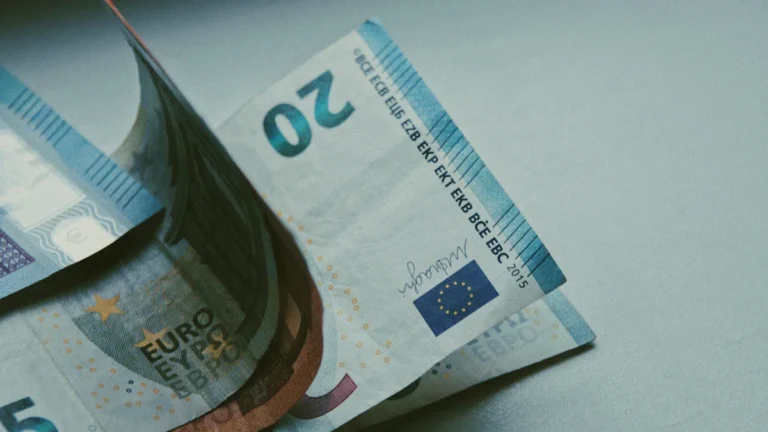 ECB likmju samazinājums līdz 2026. gada beigām