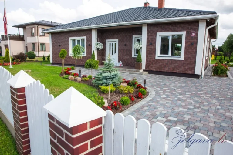 Jelgavnieki aicināti rādīt savus dārzus un balkonus pilsētas konkursā