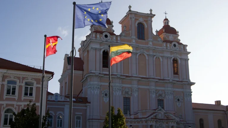 Lietuva stiprina globālo ietekmi: atklāj Starptautisko partnerību centru