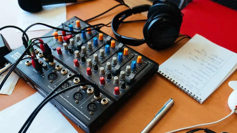 Ventspils kultūras dzīves aktualitātes izskan Kurzemes radio ēterā