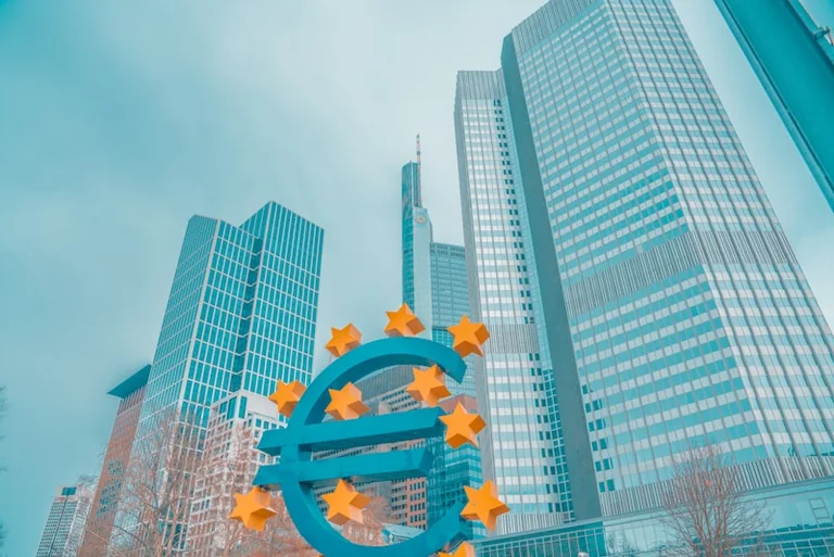 ECB likmju lēmums 11. jūnijā: ko gaida Latvijā