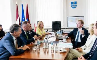 Daugavpils darbavietas var sarukt: pašvaldība prasa rīcību