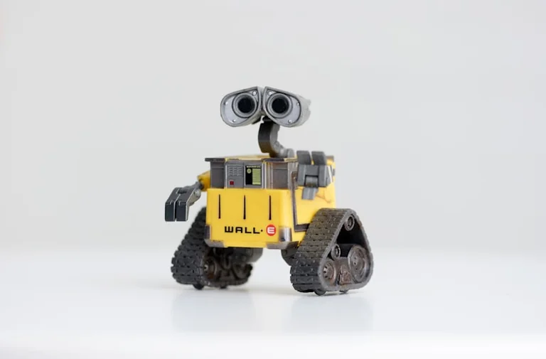 “Stārķis un robots” Ventspilī: bezmaksas darbnīca bērniem