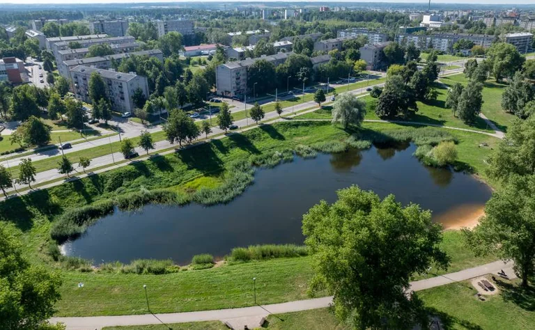 Daugavpils peldvietas: kur ūdens ir drošs peldēšanai šovasar