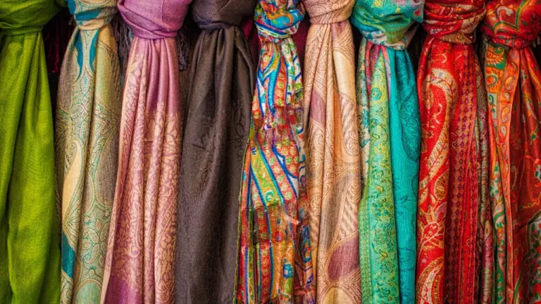 “Dvēseles kustībā” Siguldā: lielformāta Nuno Silk darbi