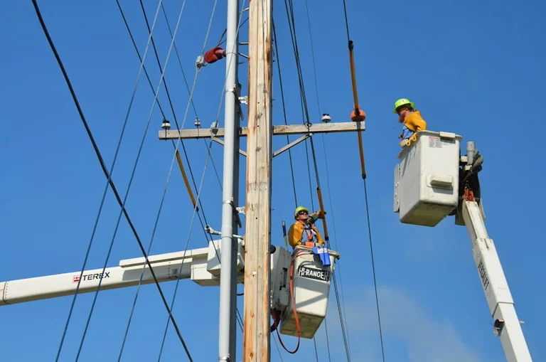 Jēkabpils novadā elektrība atgriežas, bet ne visiem