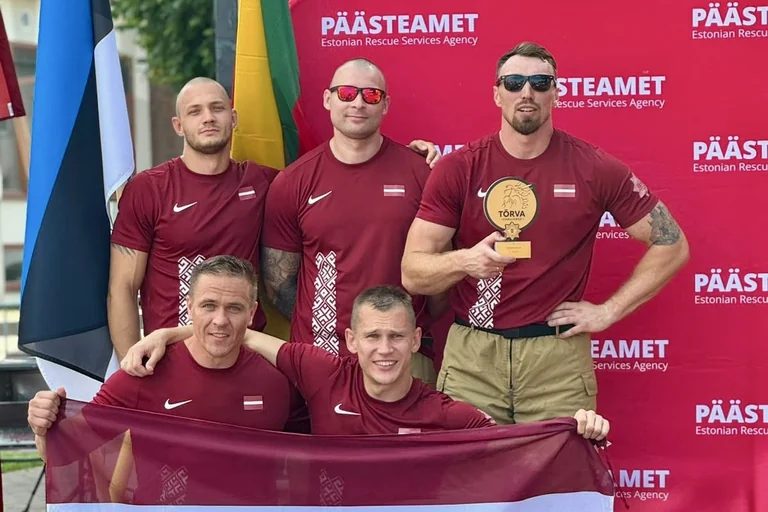 Jelgavas ugunsdzēsēji izcīna sudrabu Baltijas čempionātā