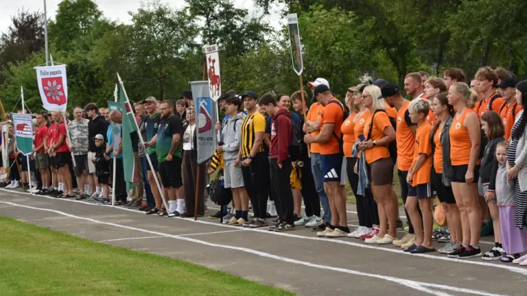 Kuldīgas sporta spēlēs izceļas mājinieku sniegums